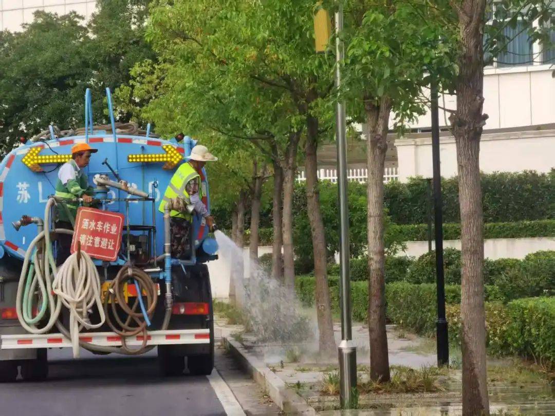 守护城市绿色生态 | 开发区园林部门打响“抗旱保苗”保卫战