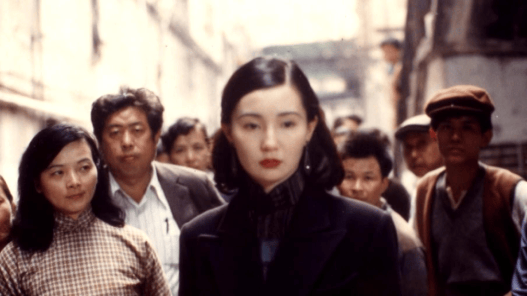 她复出两个月，秒杀内娱假人