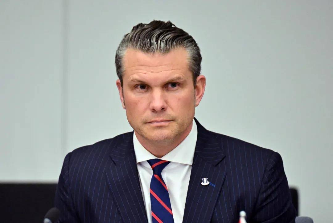 美军又击沉4艘“贩毒船”致14人死亡