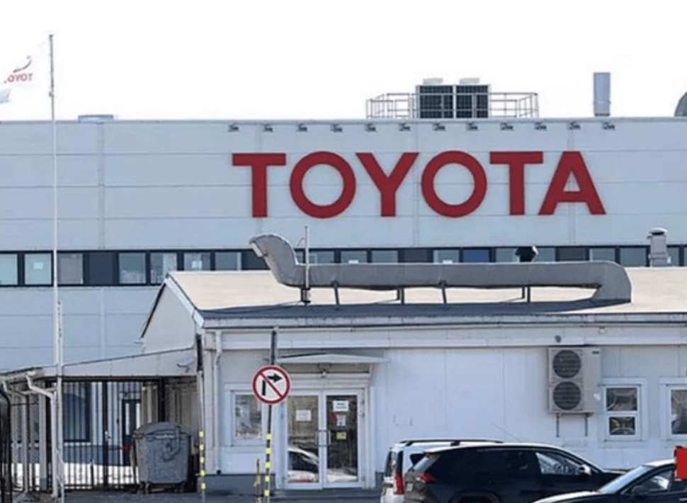 荷兰无论如何没想到,只是明抢一个中国公司,四个大洲为此遭了殃!