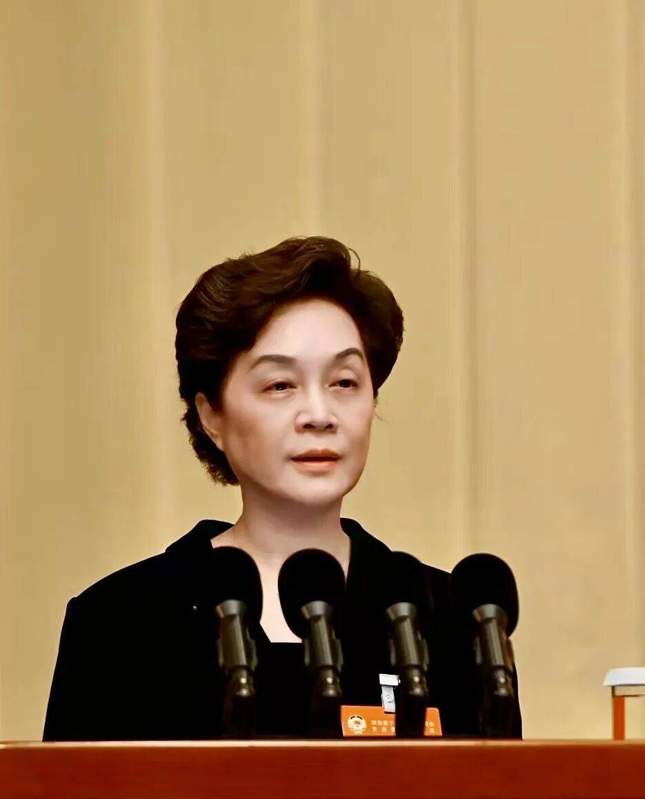 全国政协十四届常委会第十四次会议大会发言摘登(一)