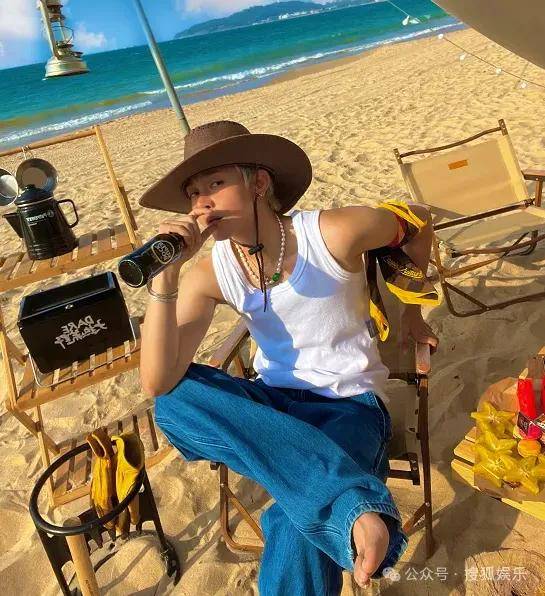 第三段婚姻亮红灯?他不会又要离婚了吧......