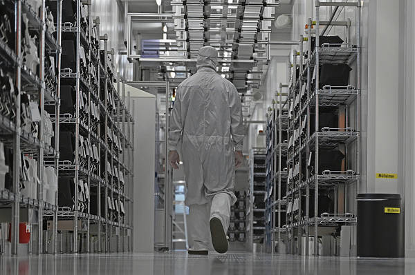 阿斯麦CEO就安世半导体事件表态：此事凸显供应链脆弱性，对话可防止争端升级