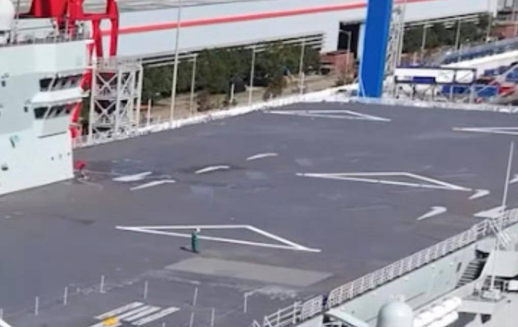 突发！四川舰海试，中国航母也要下饺子，造4万吨巨舰如同造香肠