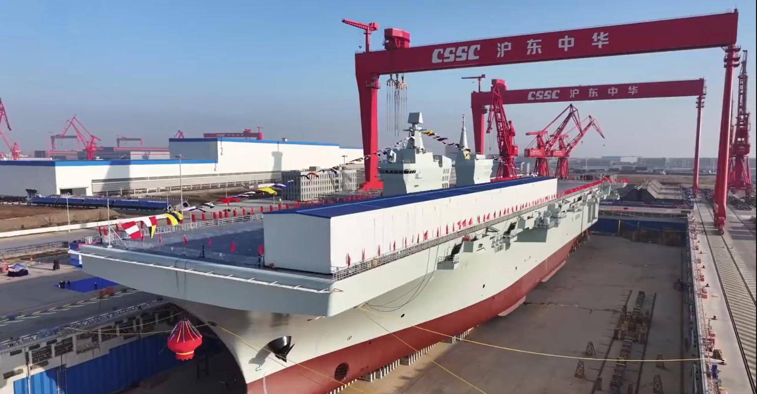突发！四川舰海试，中国航母也要下饺子，造4万吨巨舰如同造香肠